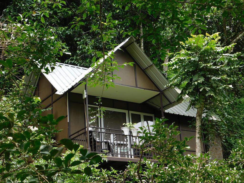 Moselberg Riverside Cottages Муннар Екстер'єр фото